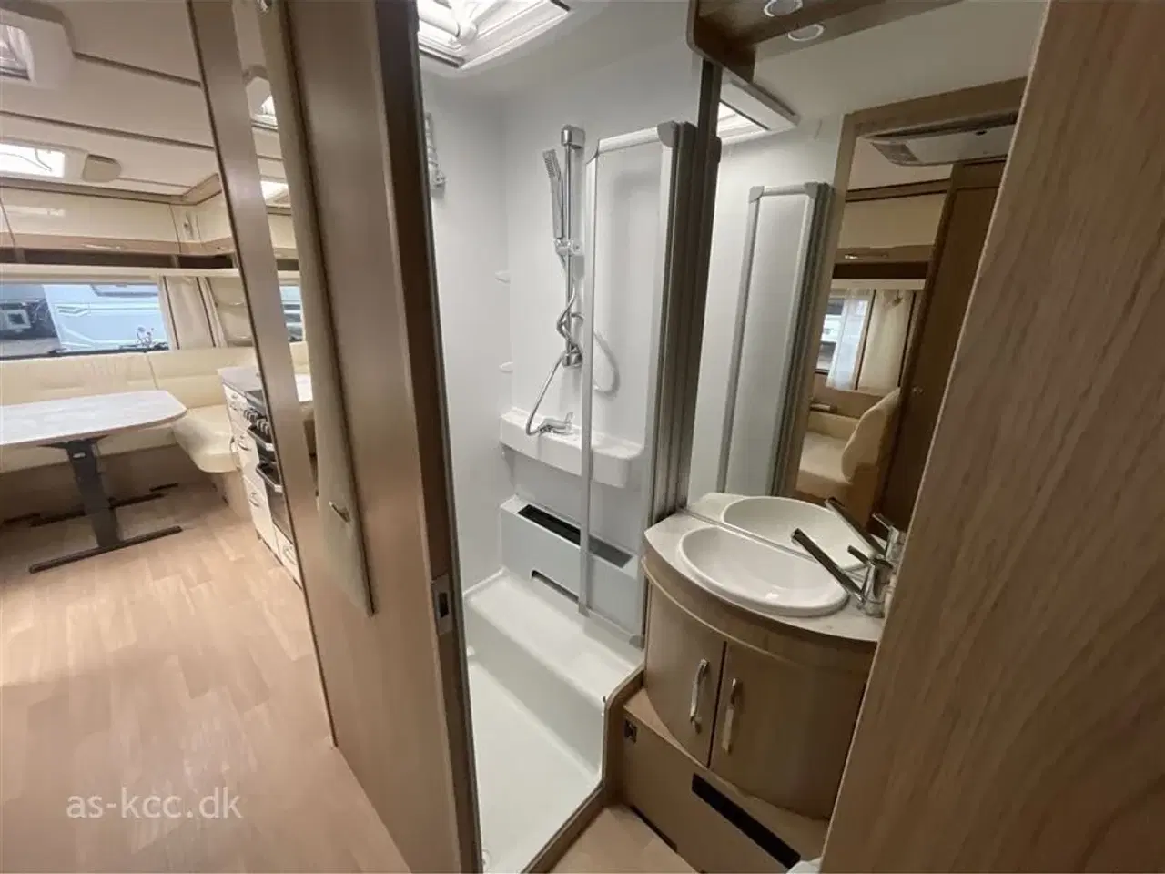 Billede 17 - 2022 - LMC Exquisit 695 VIP