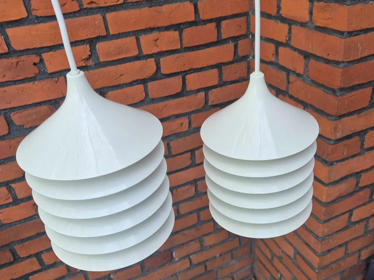 Billede 2 - Velholdte hvide Duett 