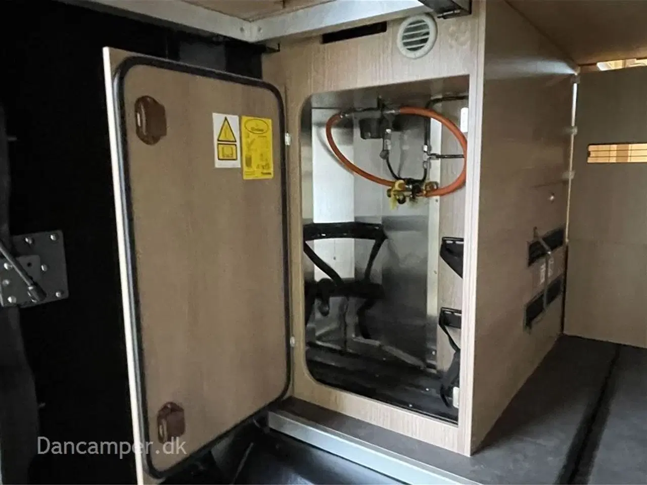 Billede 8 - 2025 - Carthago Van Genius 641 LE MB   MESSEPRIS kr. 1.475.000,- SPAR kr. 150.000,- GENIAL Carthago Van Genius 641 LE 170 Hk - 9 trin G-Tronic automatgear