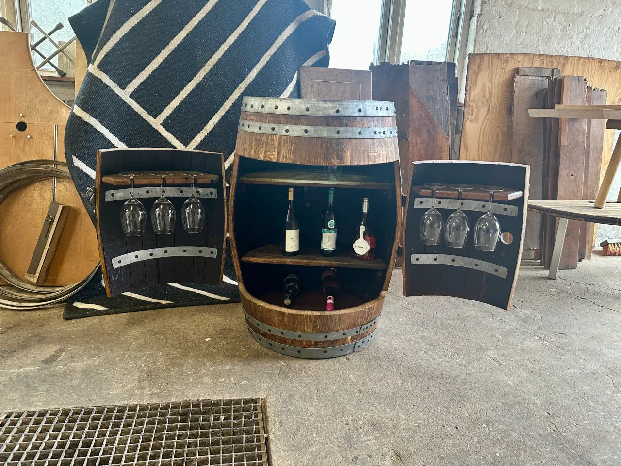 Billede 1 - Barskab, laves af din egen vintønde..