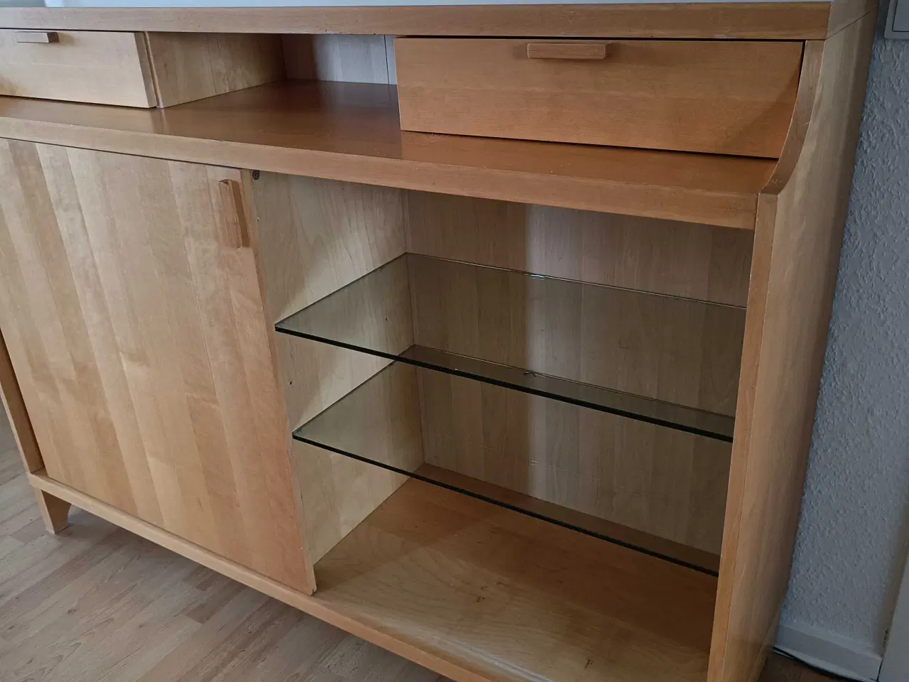 Billede 3 - Skænk i birketræsfiner 