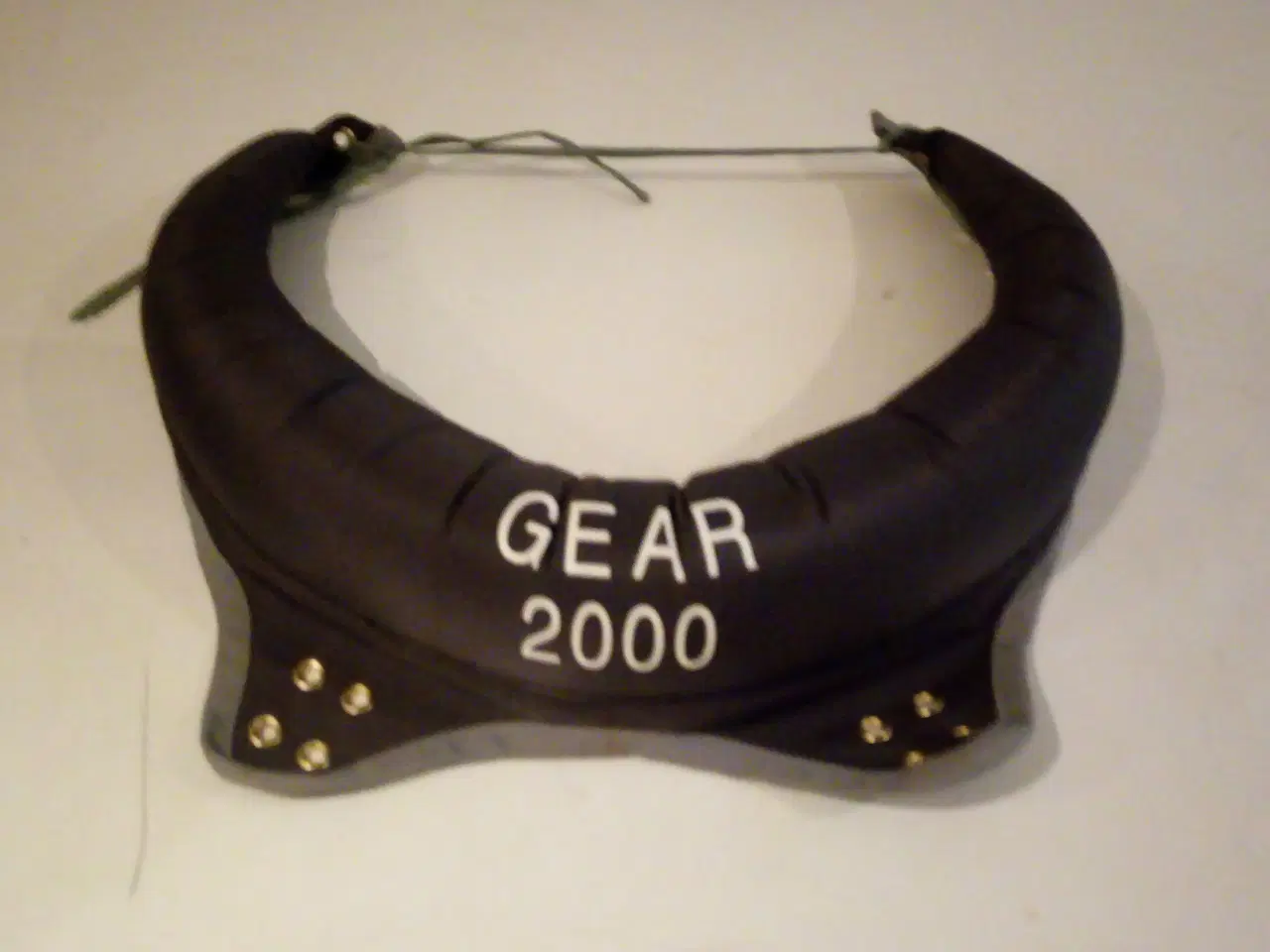 Billede 1 - Neck Roll gear 2000