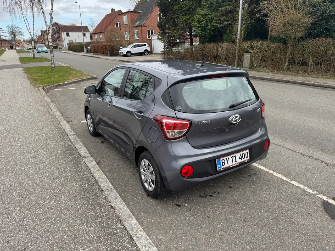 Billede 7 - Økonomisk bil til by eller pendler