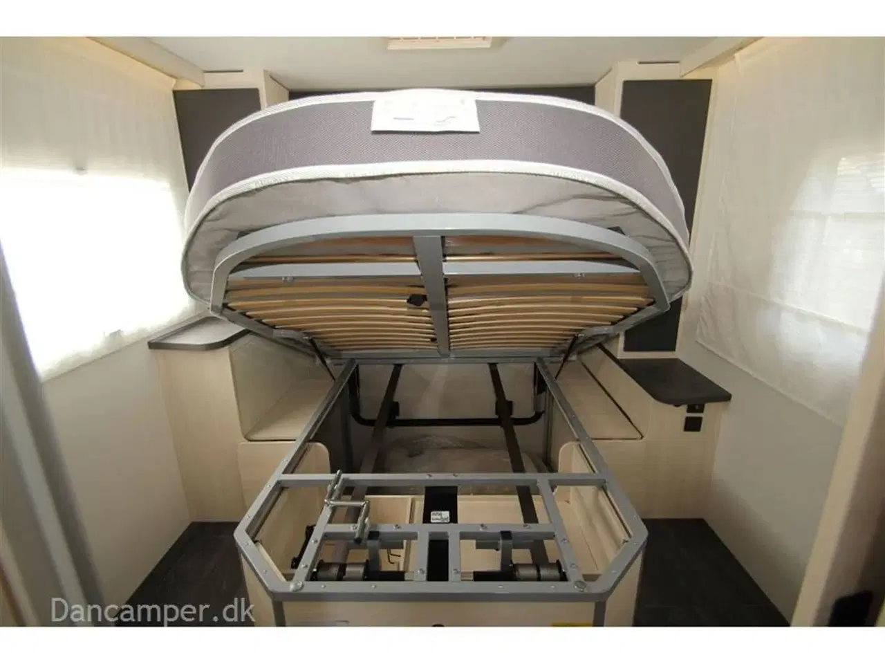 Billede 12 - 2025 - Chausson 788 Titanium ULTIMATE   Fabriksny Chausson 788 Titanium Ultimate, med queens bed og meget udstyr