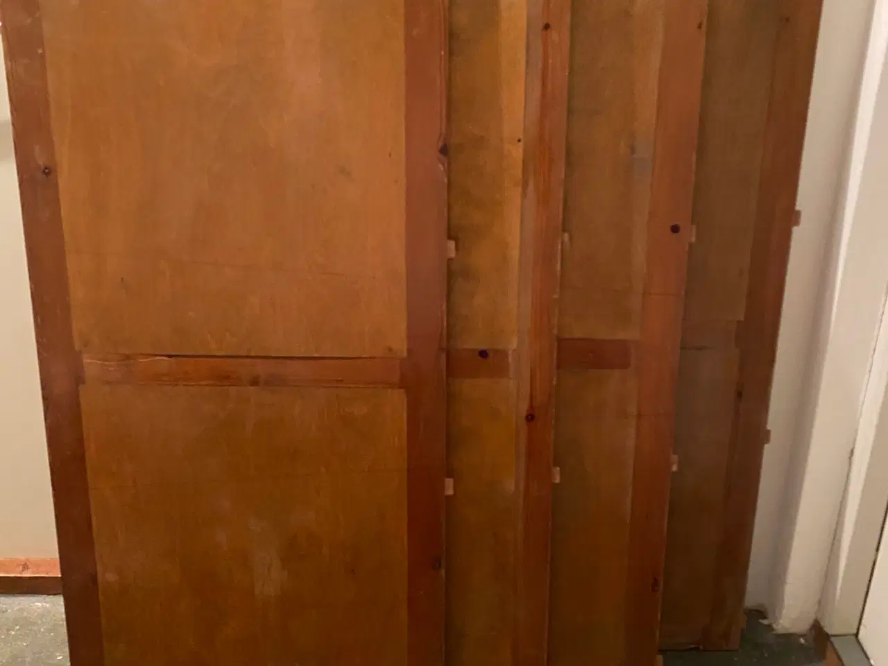 Billede 2 - Antik spisebord med stole 