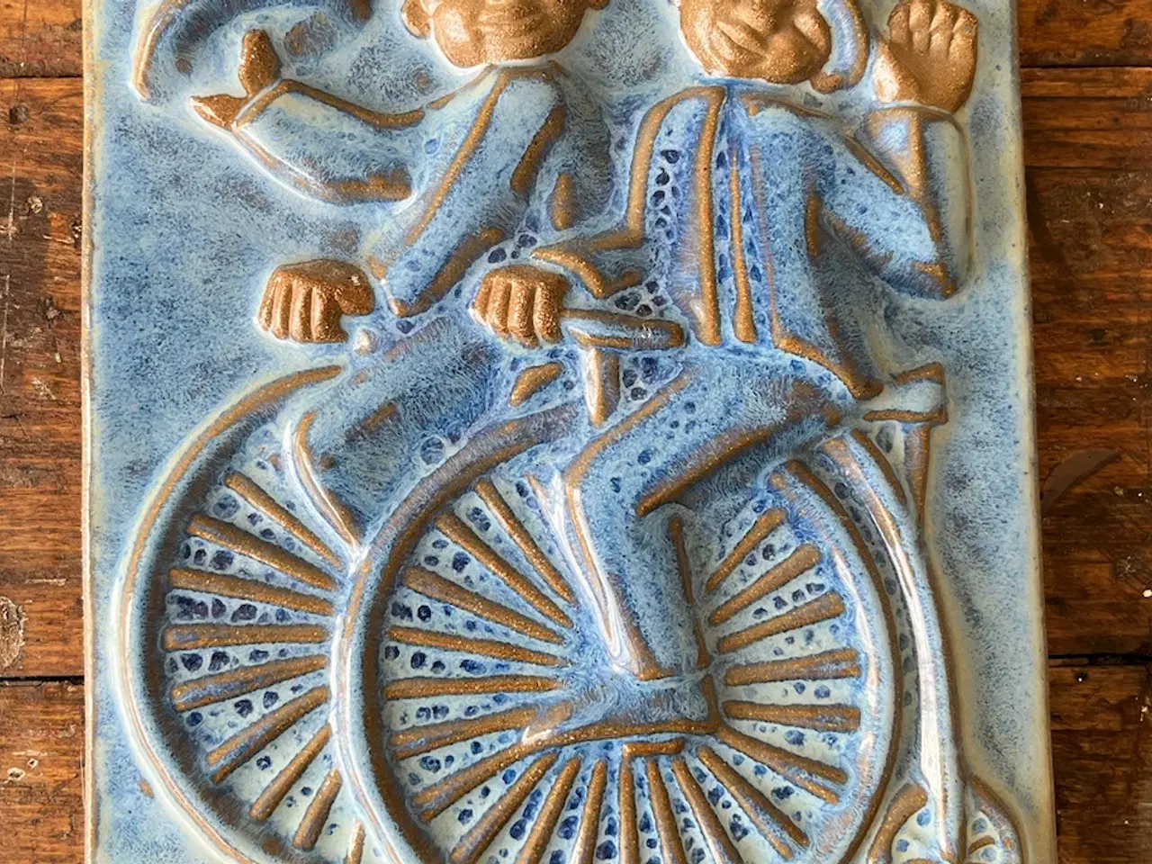 Billede 1 - Søholm relief "Væltepeter"