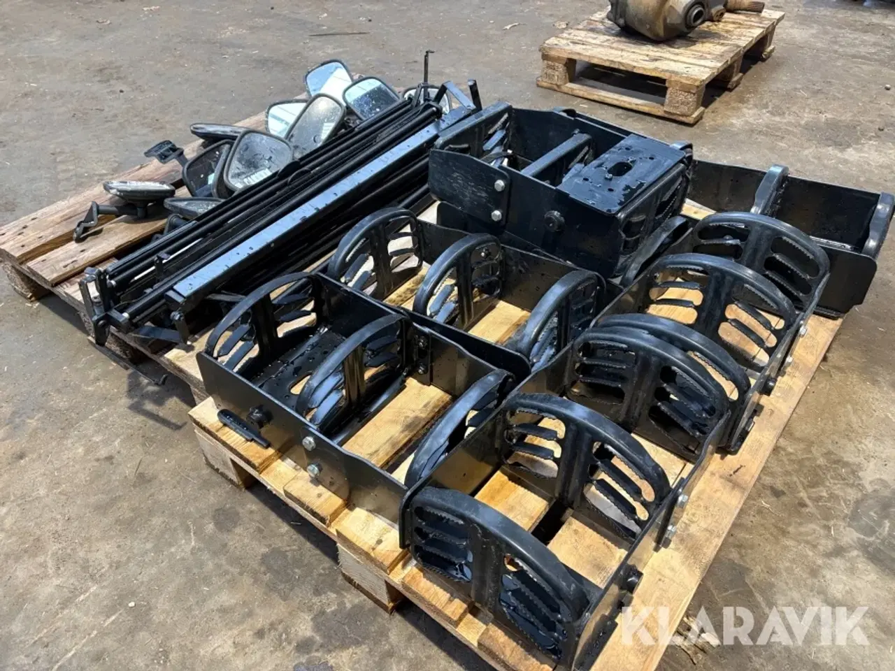 Billede 3 - Trin, spejle og gardiner - passer til case puma