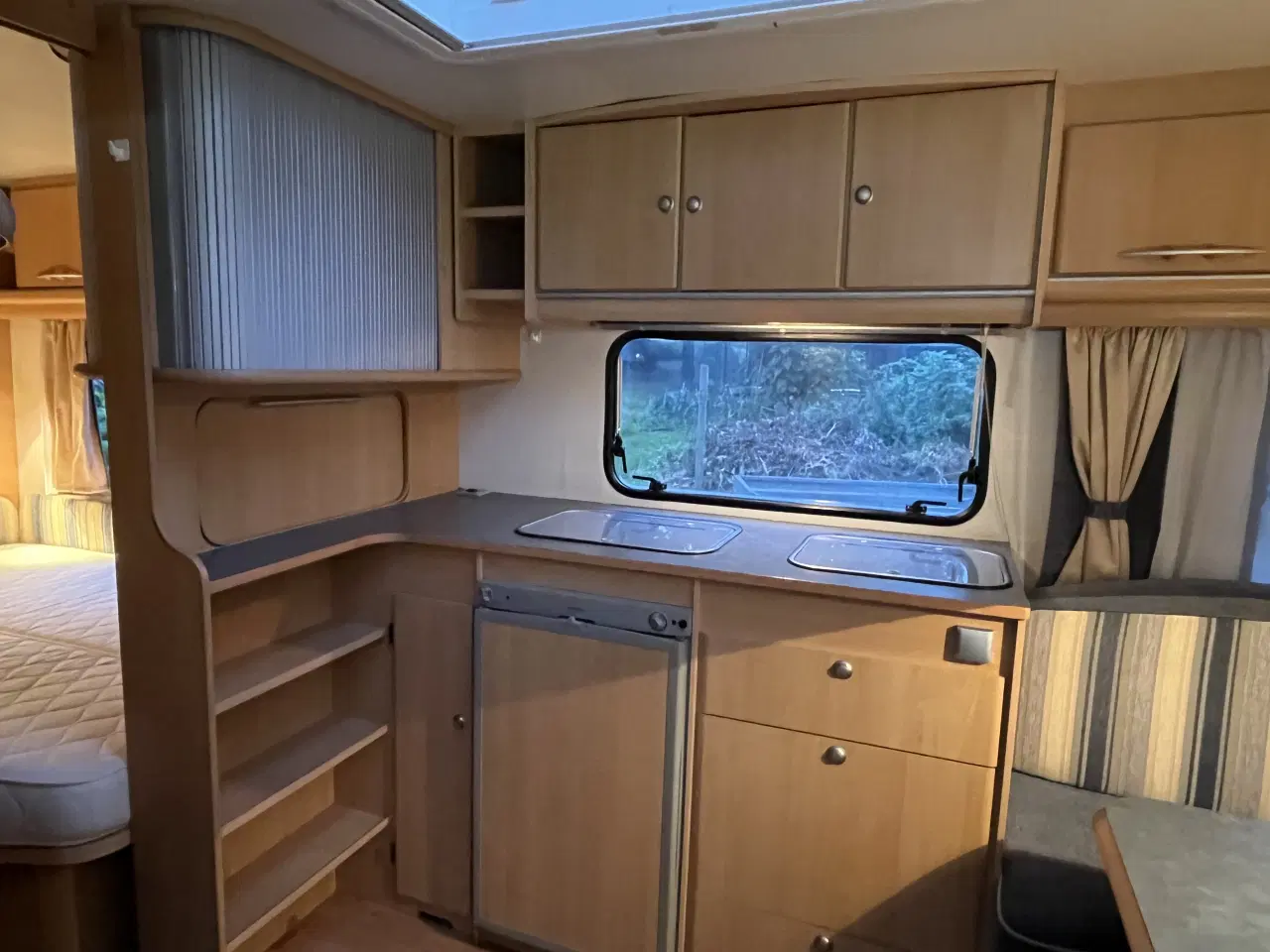 Billede 4 - ADRIA campingvogn sælges pga. sygdom.
