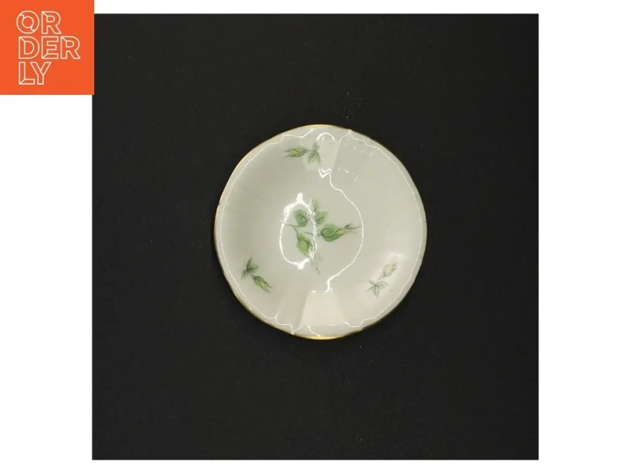 Billede 4 - Porcelænsaskebæger med blomstermotiv