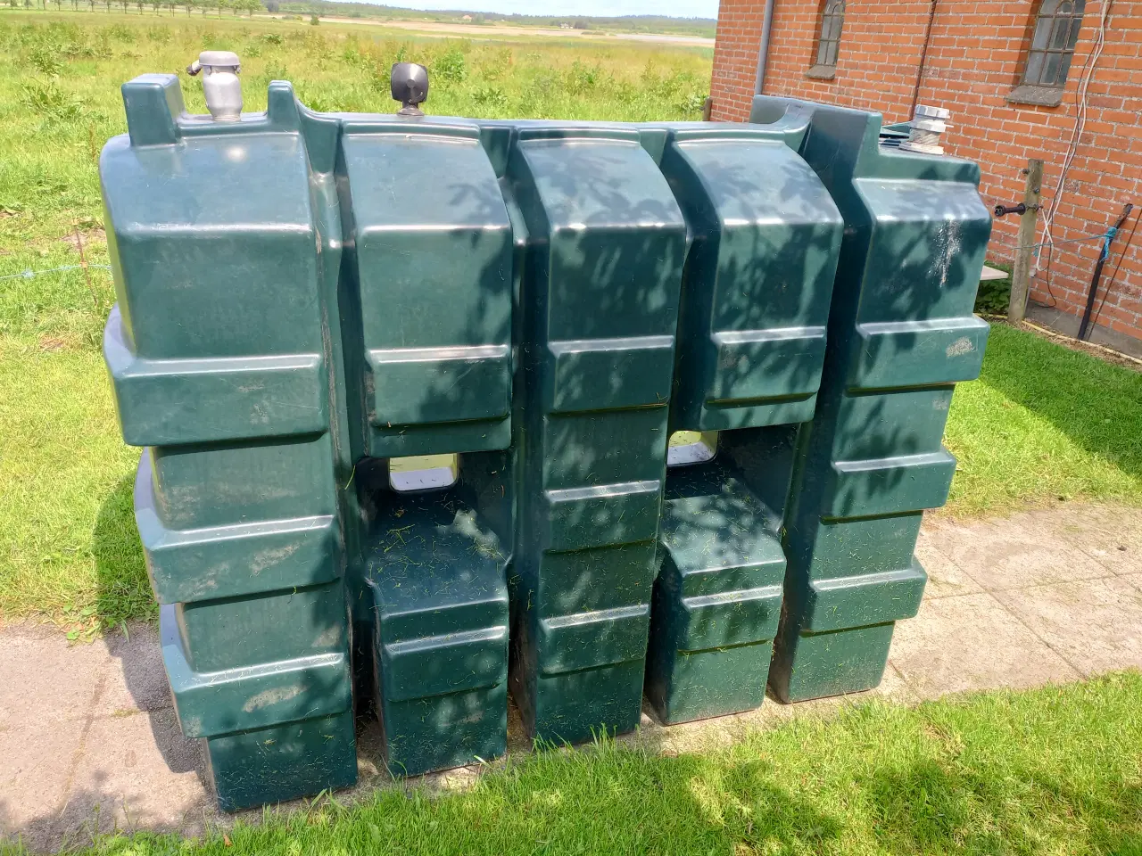 Billede 4 - Olietank 1225L.
