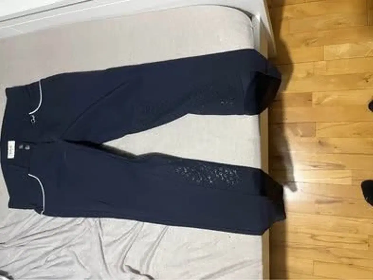 Billede 3 - Tre par  ridebukser