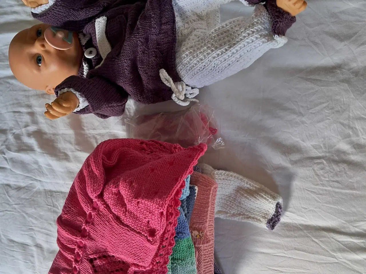 Billede 9 - Rigtig fin babyborn m. Dukketøj