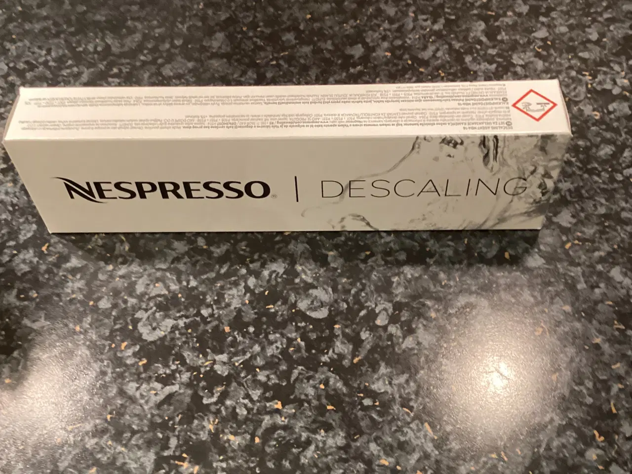 Billede 5 - Kaffemaskine Nespresso med tilbehør. 