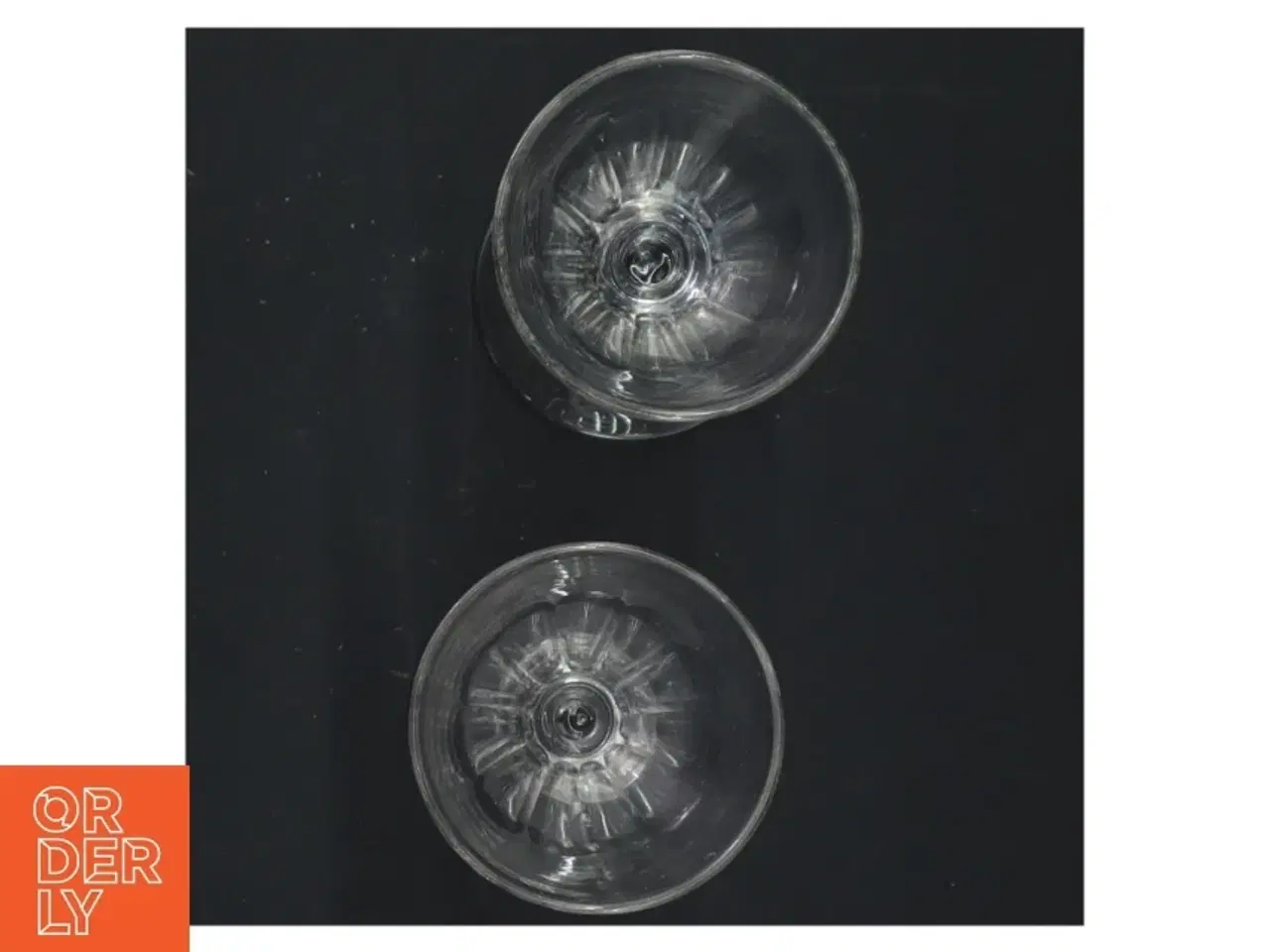 Billede 3 - 2 vinglas glas (str. 11,5x6 cm)