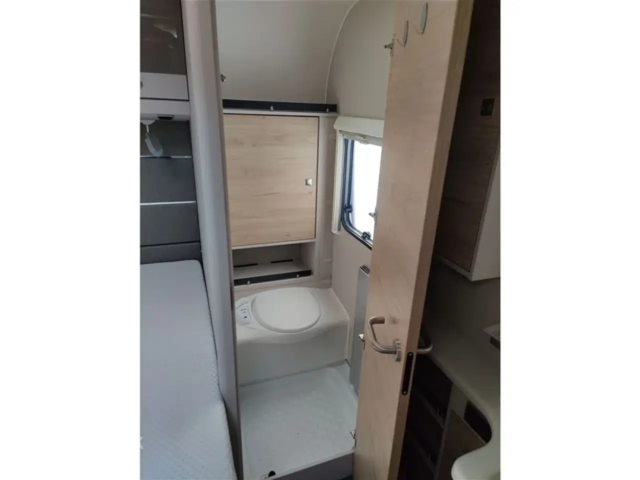 Billede 8 - 2021 - Dethleffs Nomad Snow 590 RF   Dethleffs Nomad Snow 590 RF 2021 fra Hinshøj