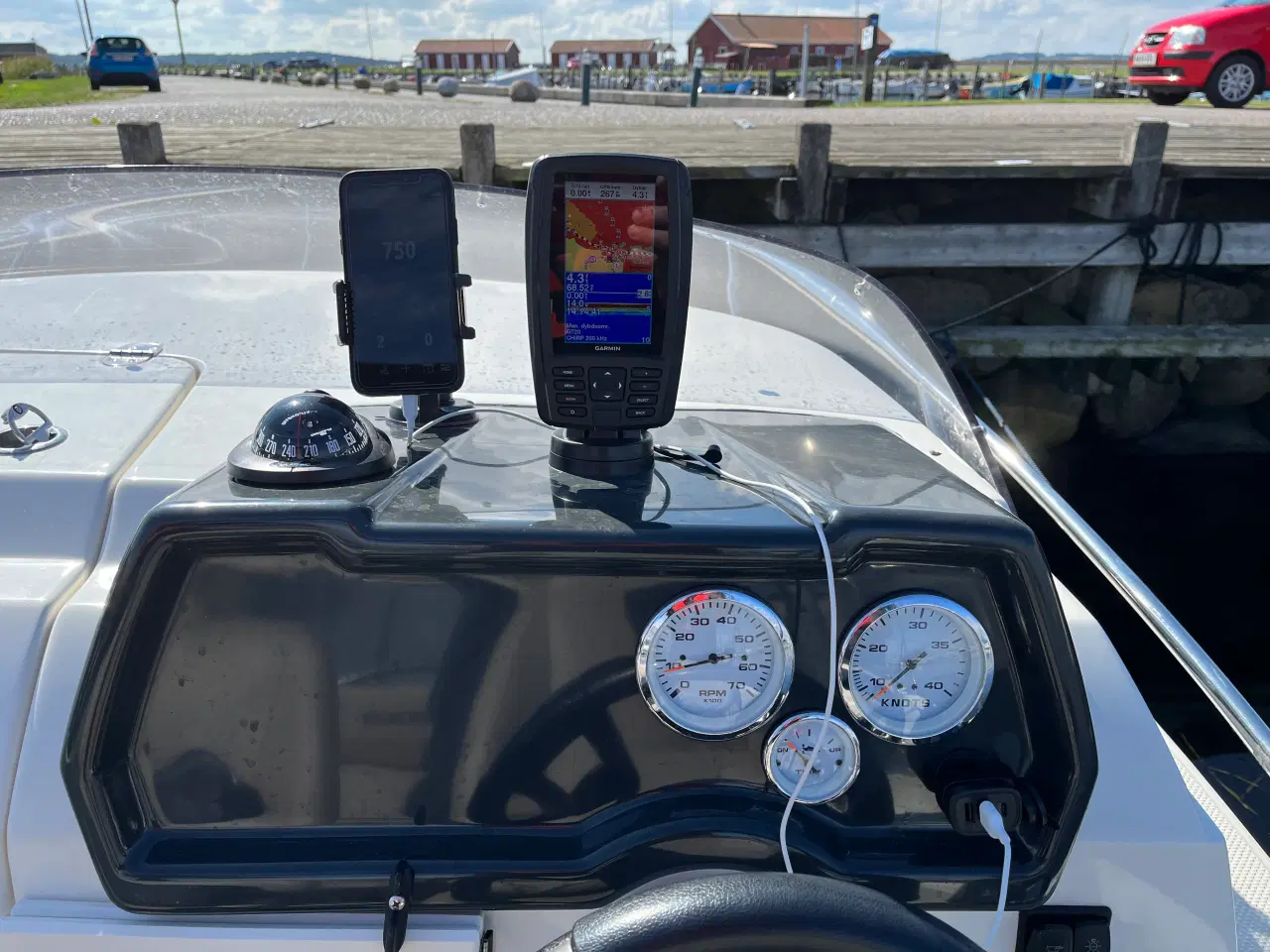 Billede 6 - Quicksilver 455 Cabin 50 HK med alt i udstyr
