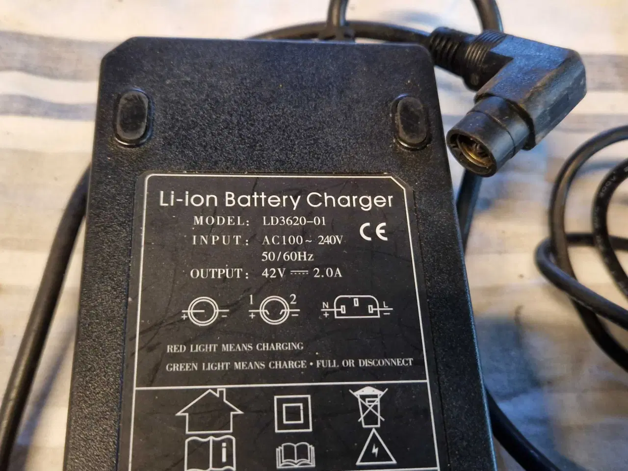 Billede 4 - Elcykel lader 36v