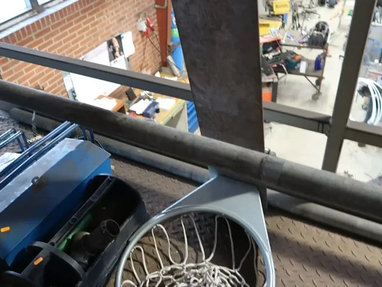 Billede 1 - Basketballkurv