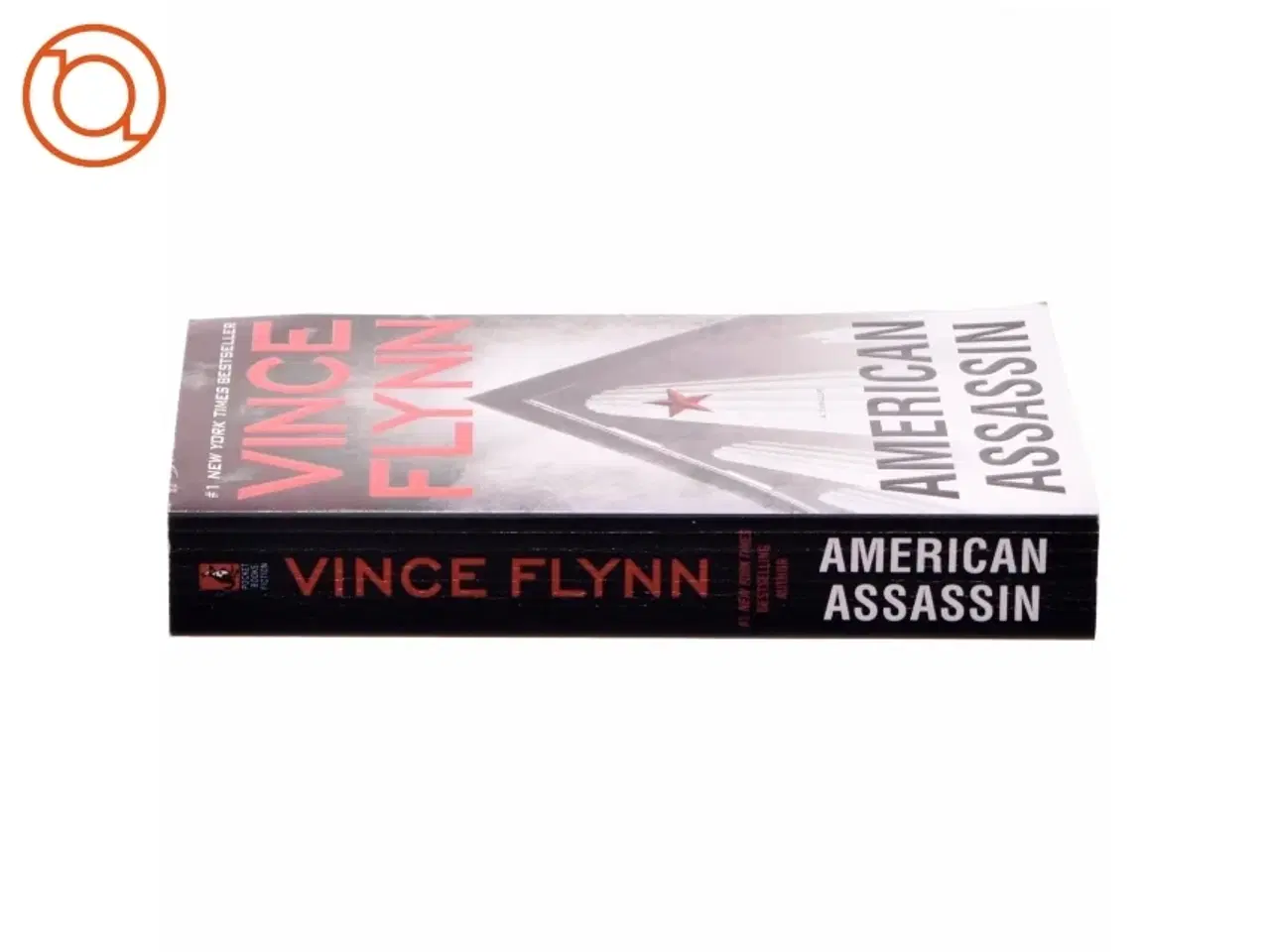 Billede 2 - American Assassin af Vince Flynn (Bog)
