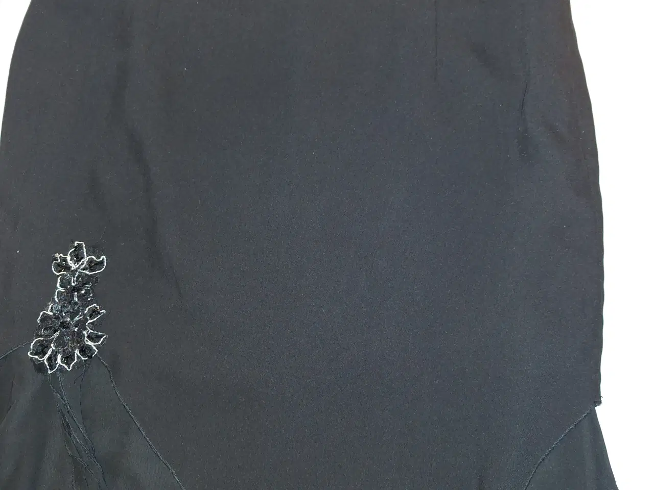 Billede 2 - Nederdel 	