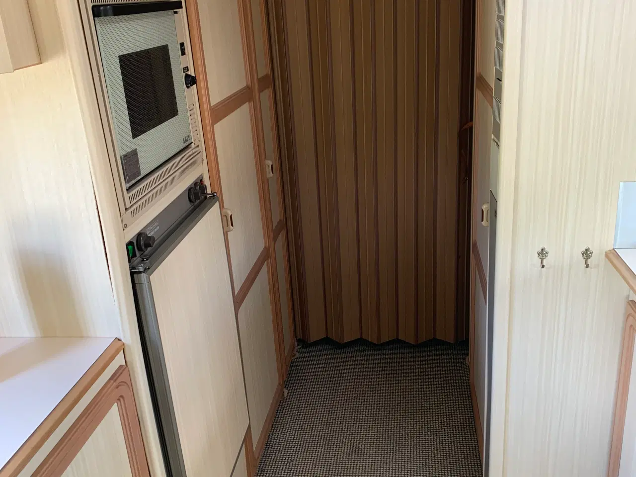 Billede 3 - KABE Royal 670