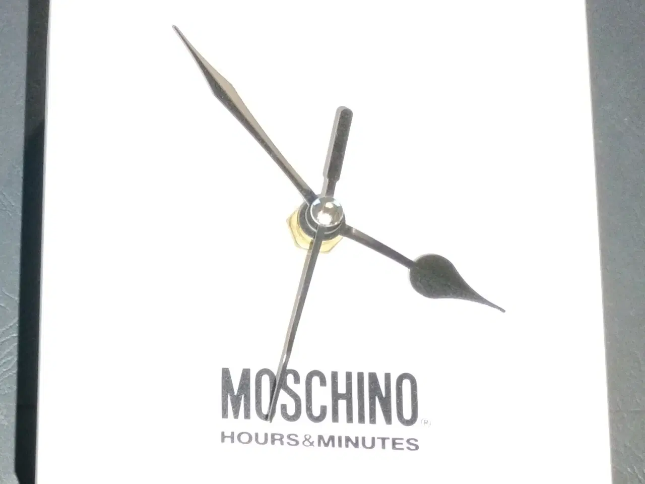 Billede 4 - Moschino smykkeur