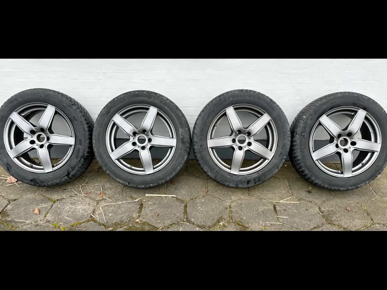 Billede 1 - Vinterdæk på alufælge - GIV ET BUD