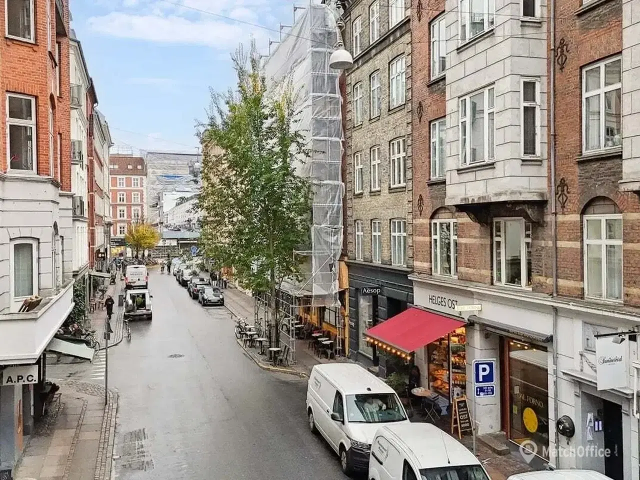 Billede 1 - P-plads 4 på Værnedamsvej – gård med portadgang