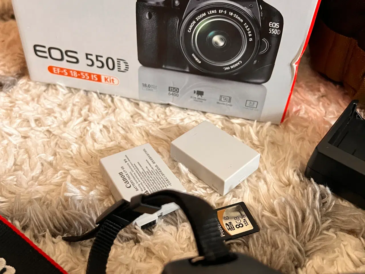 Billede 2 - Canon EOS 550 inkl 2 linser, 2 batterier, taske m.