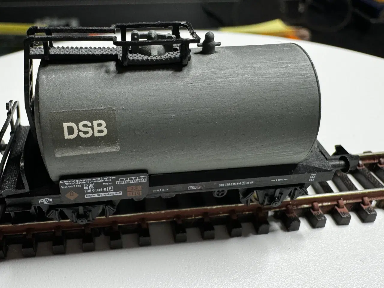 Billede 1 - SPOR N - Modeltog DSB tankvogn