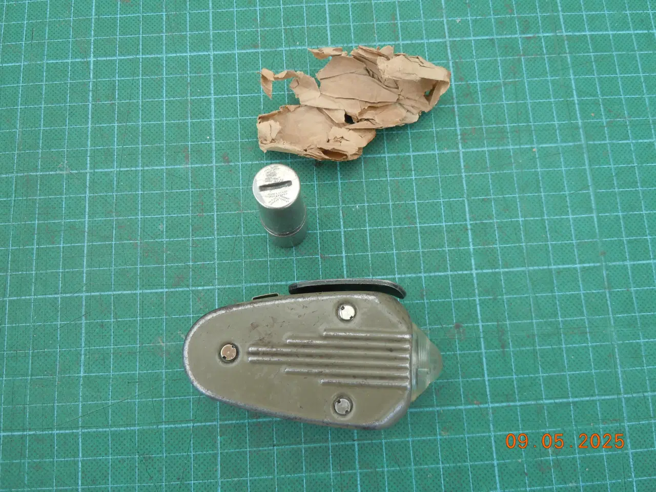 Billede 6 - Wehrmacht dynamolygte og benzinfyrtøj.