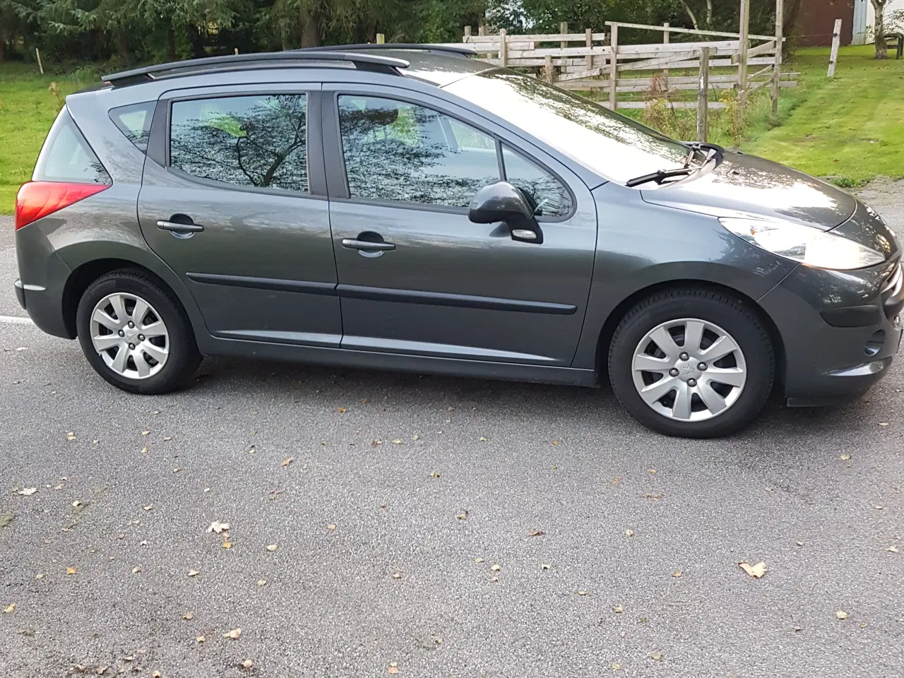 Billede 4 - Peugeot 207 1,6 HDI  St.Car Årg 2009