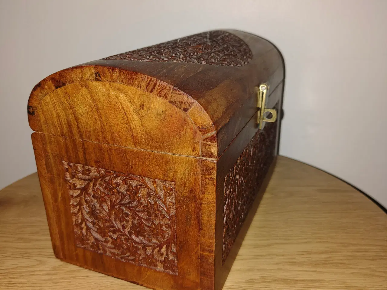 Billede 3 - Stor flot træsmykkeskrin