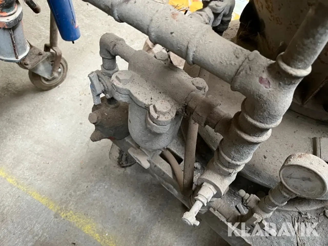 Billede 4 - Betonsprøjre med 6 slanger.