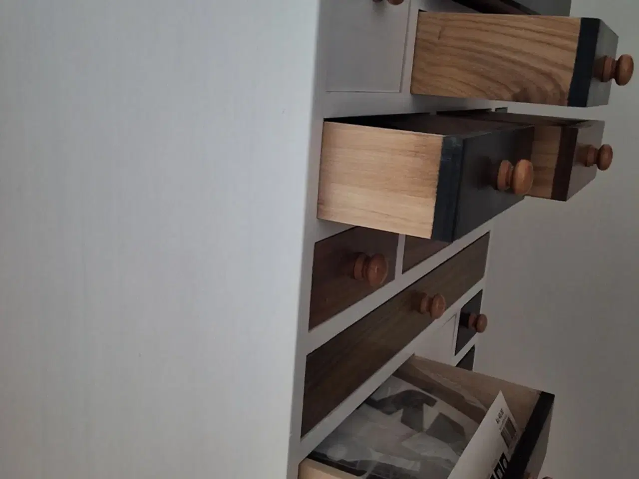 Billede 5 - Kommode med mange små skuffer,dekorativ & praktisk