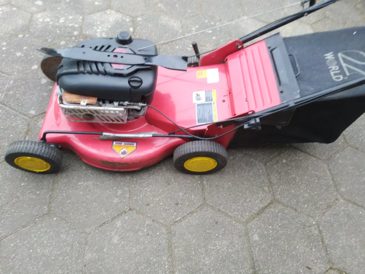 Billede 5 - Plæneklipper Intek