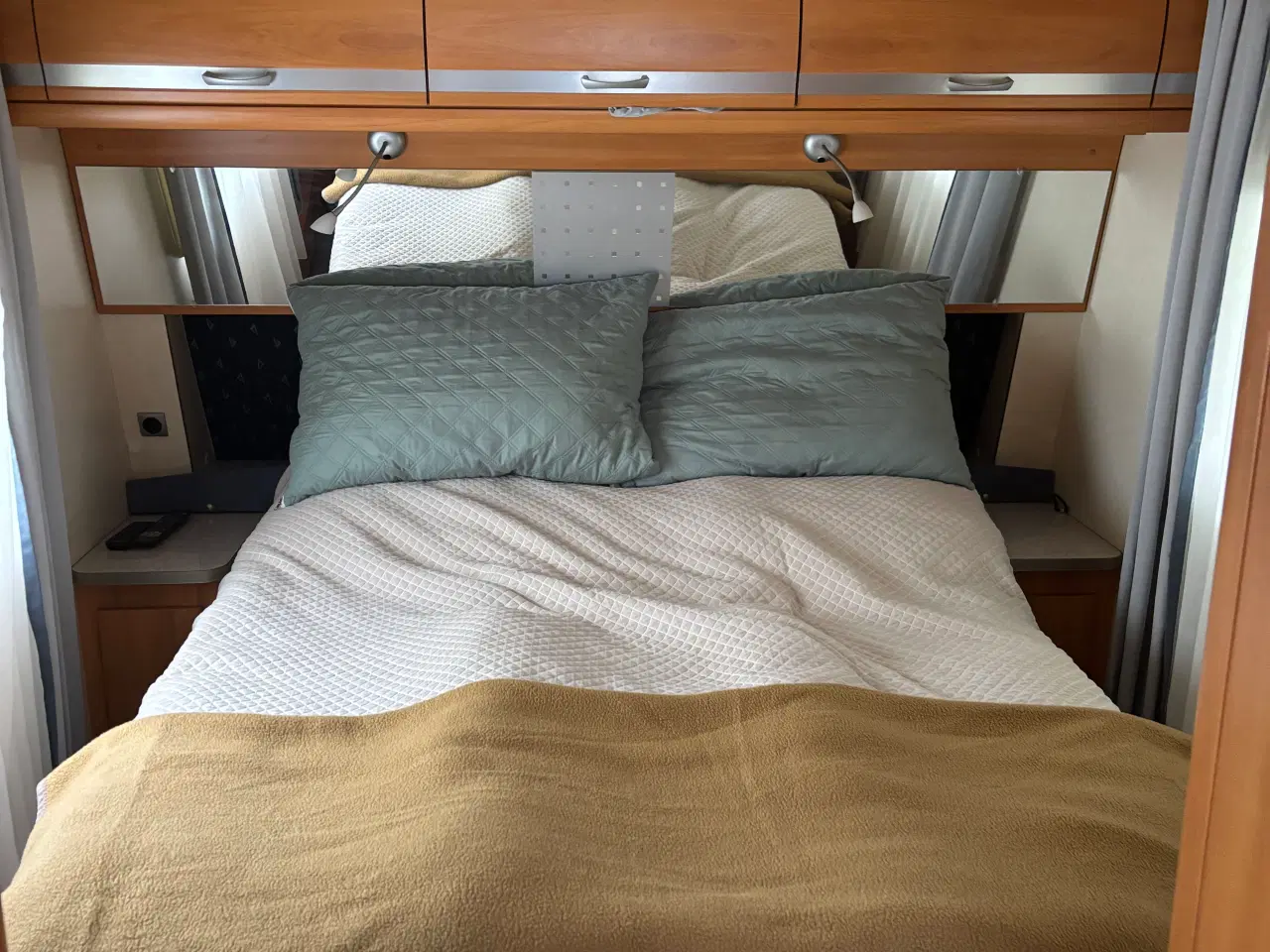 Billede 20 - Flot Wilk campingvogn med Isabella villa fortelt t