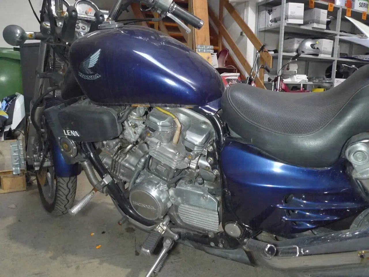 Billede 4 - MC, Honda VF700C Super Magna 3212 MOMSFRI