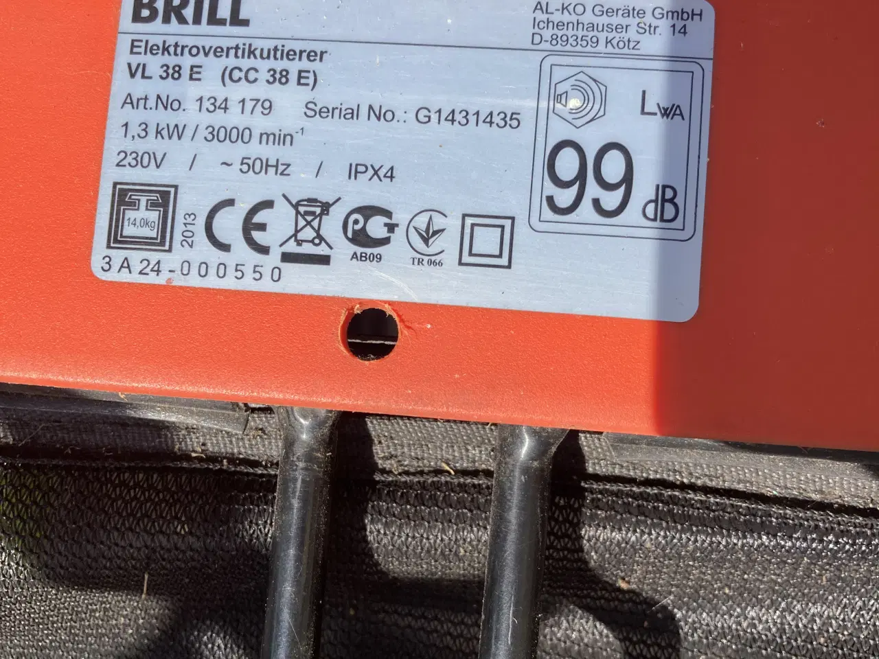 Billede 2 - Mosfjerner/Plænelufter