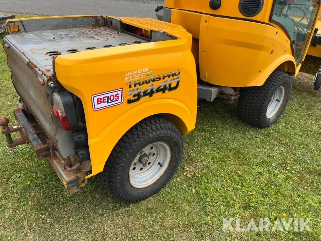Billede 6 - Redskabsbærer Belos 3440 trana PRO med kost
