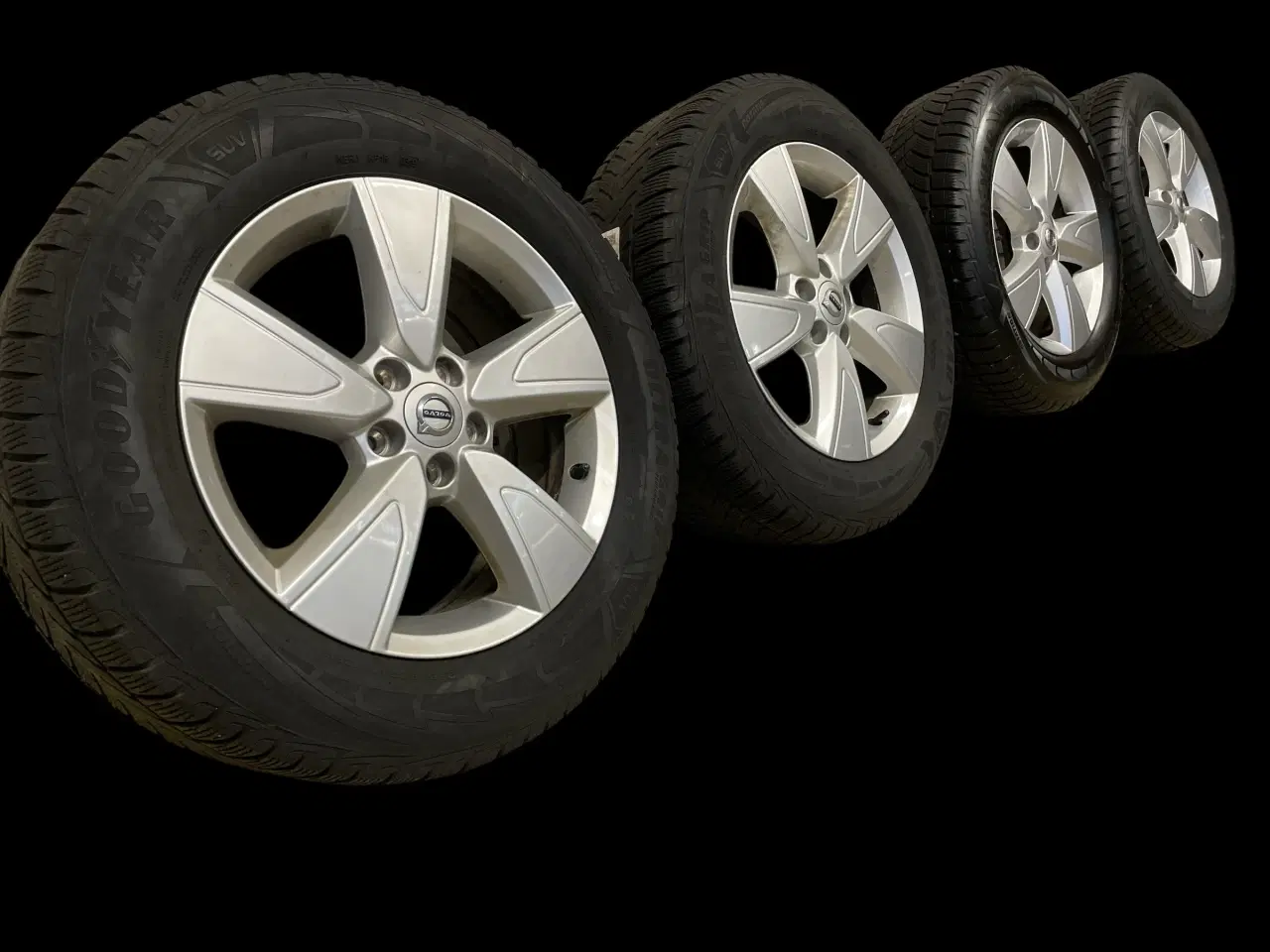 Billede 1 - 17 Volvo XC40 235/60r17 Ref.283 vinter