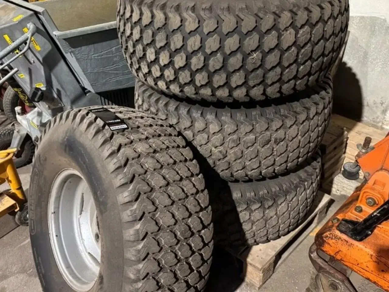 Billede 1 - Goodyear 33x12,50-15nhs