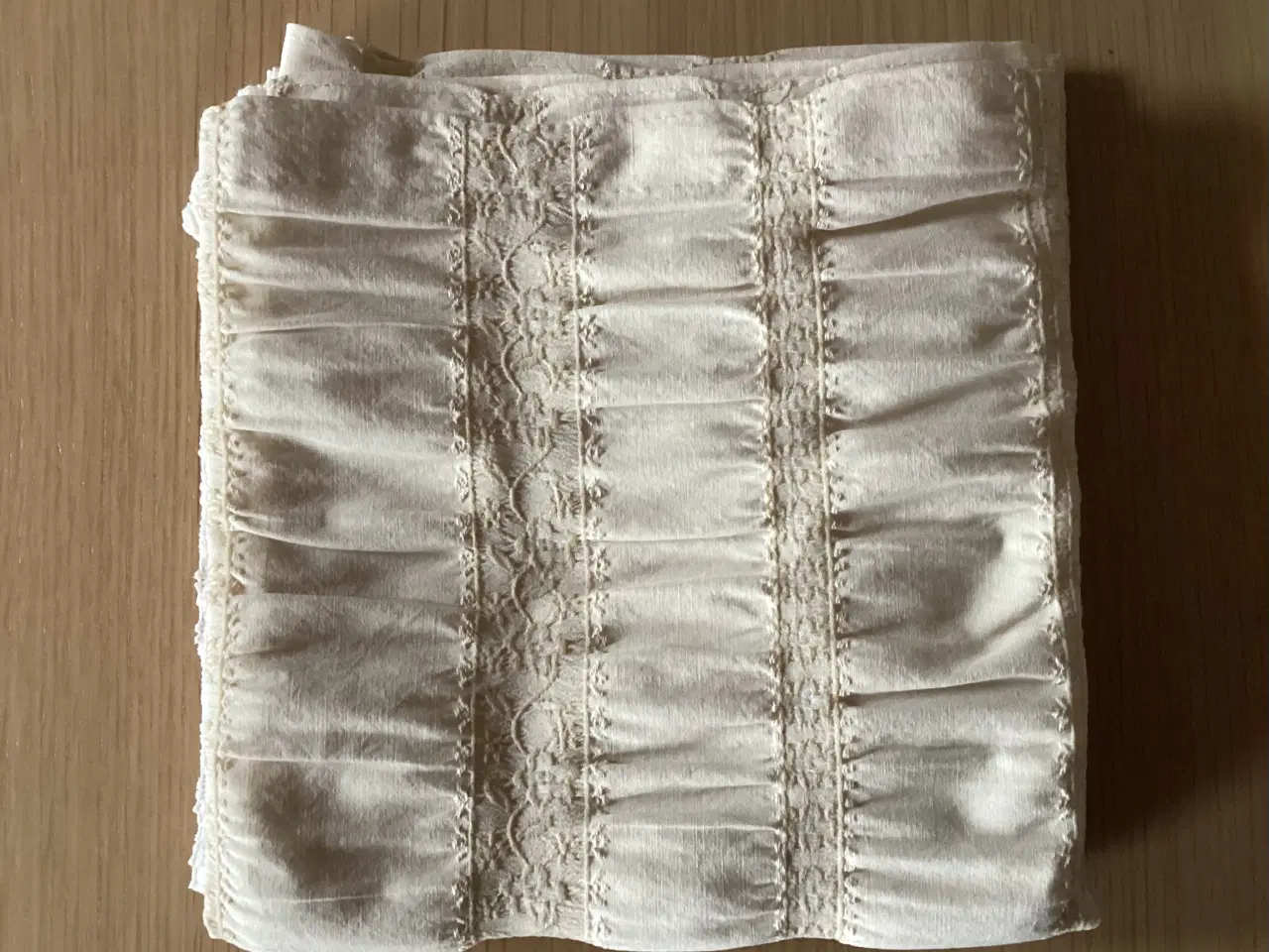 Billede 5 - Lene Bjerre Bordløber, der er 3 stk., pris pr. stk