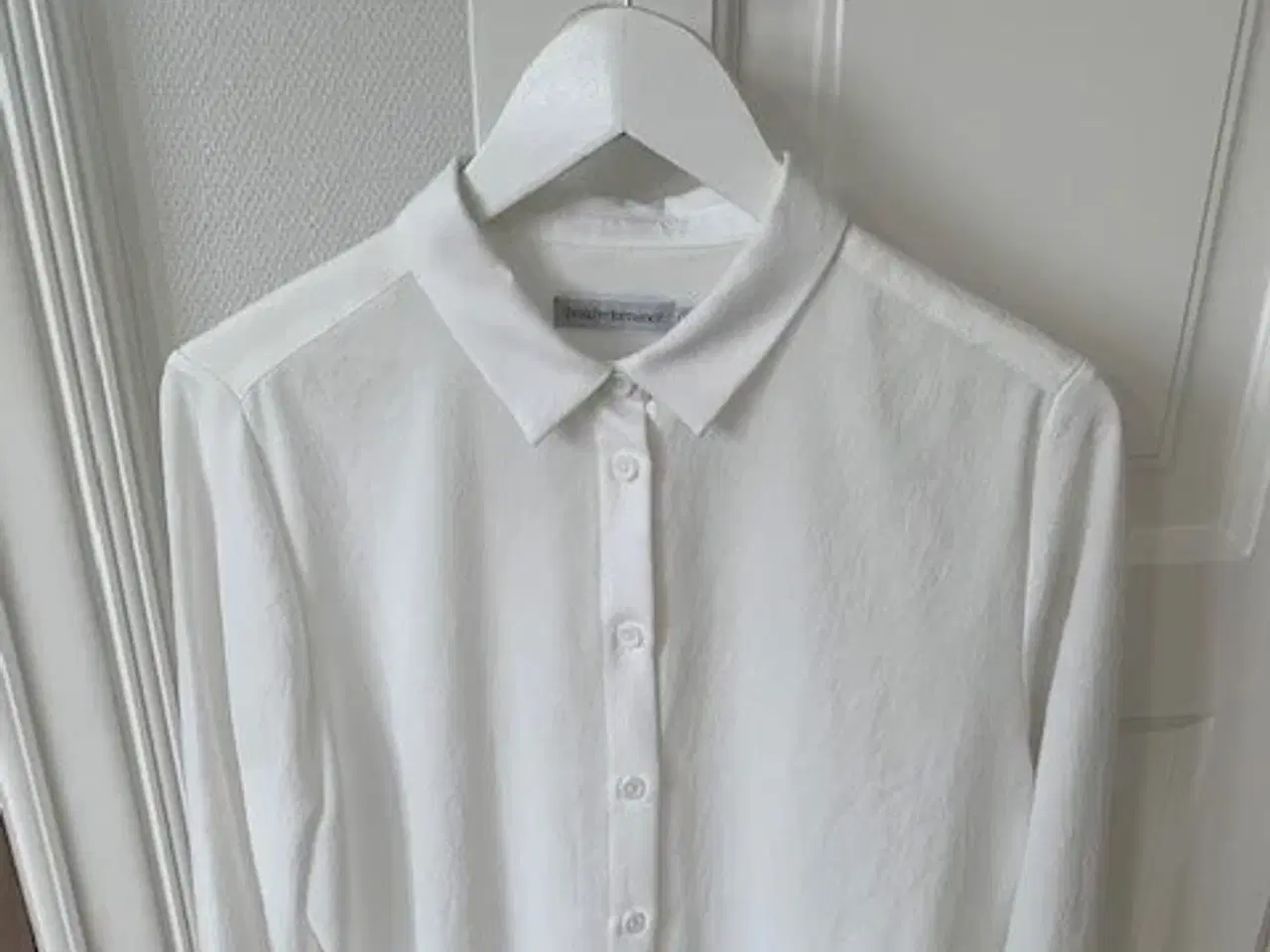 Billede 1 - Skjorte fra Peak Performance hvid 