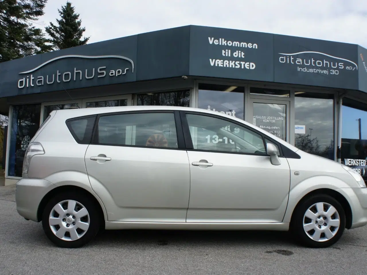 Billede 5 - Toyota Corolla Verso 1,8 Luna 7prs