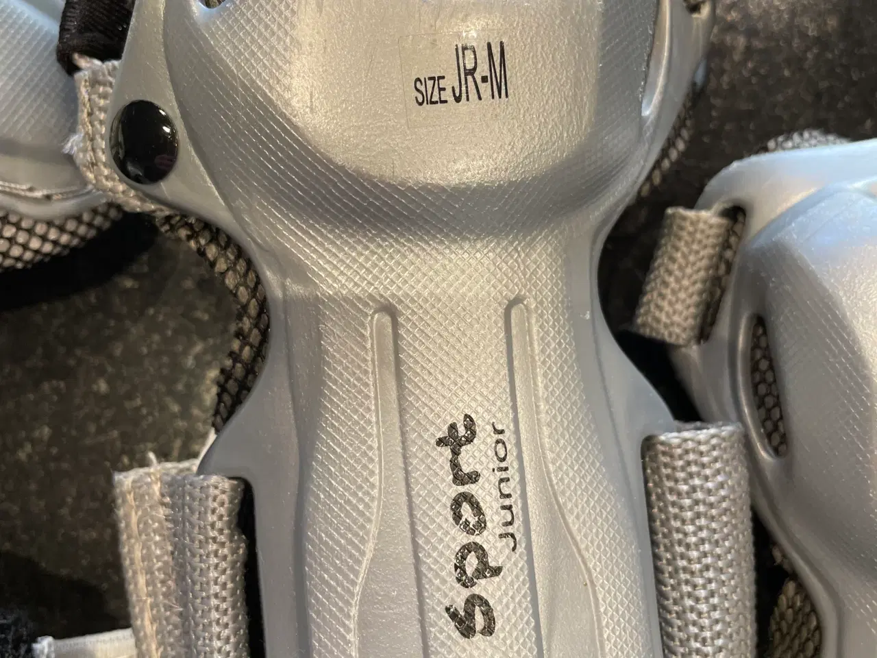 Billede 3 - Beskyttelsesudstyr til rulleskøjter