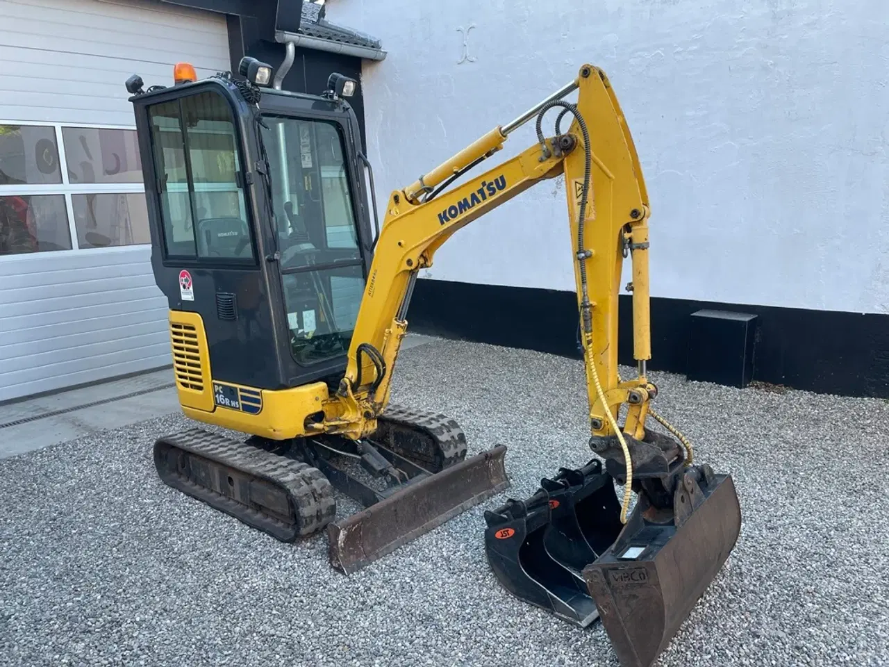 Billede 1 - Komatsu PC16 minigraver Kun 975 timer 