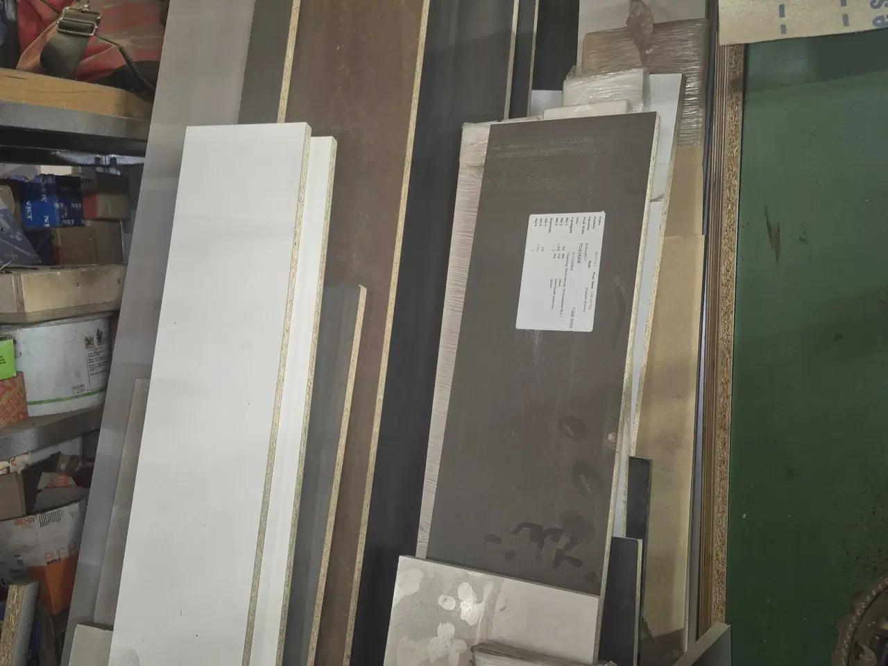 Billede 3 - Salg. Div. Plader. Hængsler mm