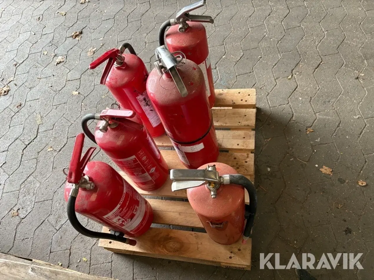 Billede 3 - Blandet lot pulverslukkere Dansk brandteknik 6 styk