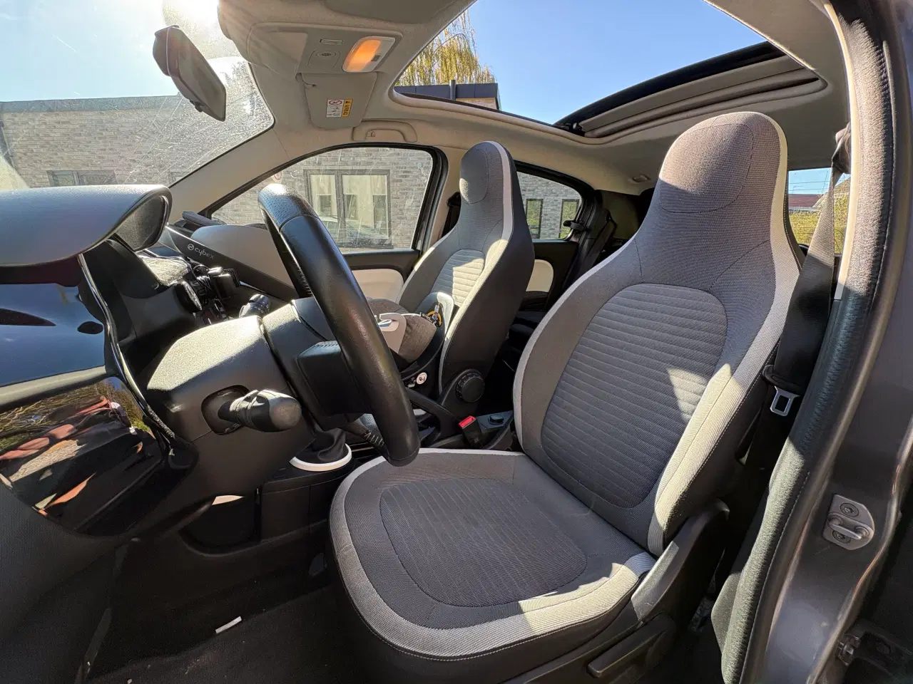 Billede 4 - Renault Twingo cabriolet 82000 km, renault-service